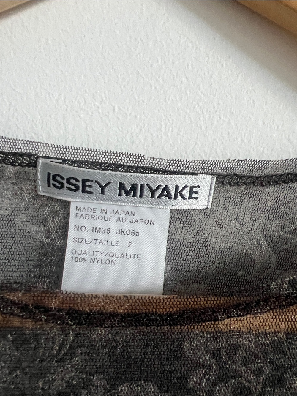 Issey Miyake Black Sheer Floral Short Sleeve Tee - Picture 2 of 2